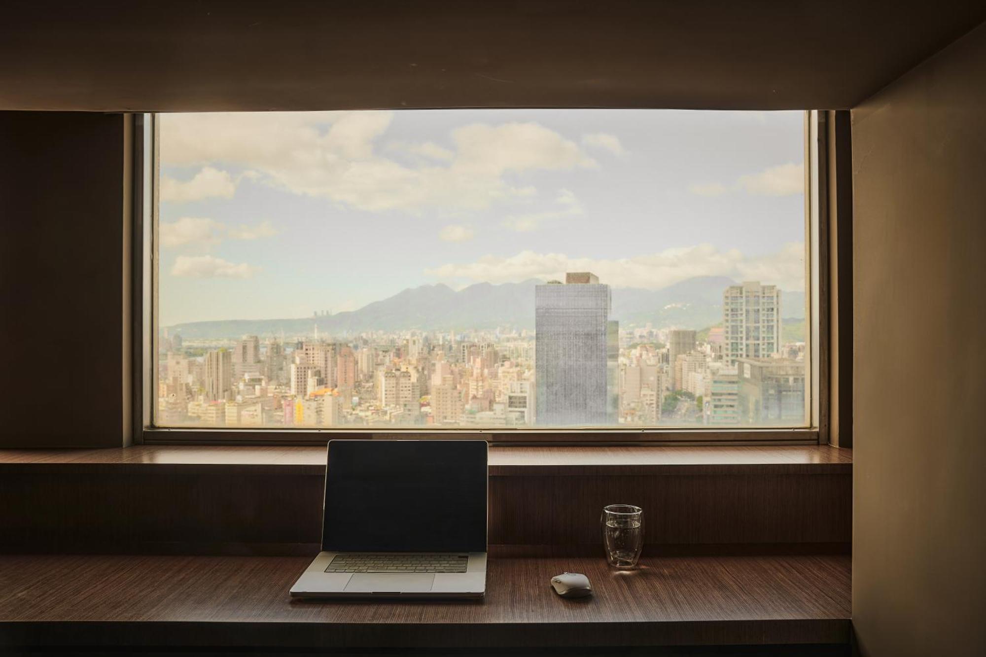 Brown House Hotel - Taipei Main Station エクステリア 写真