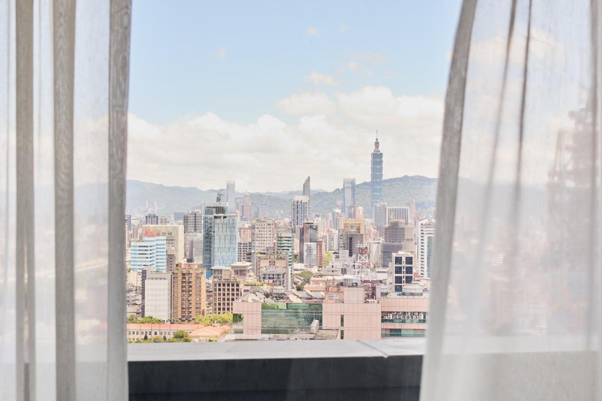 Brown House Hotel - Taipei Main Station エクステリア 写真